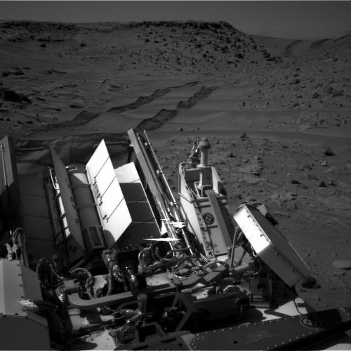curiosity_mars_dunes_fed_2014