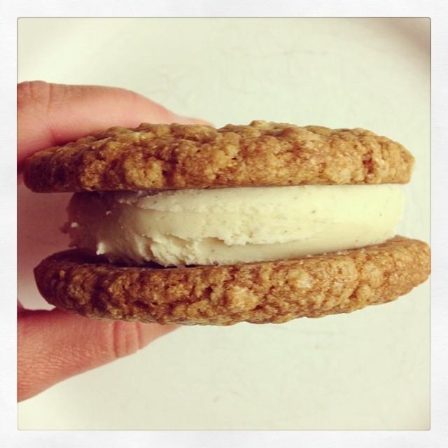ice cream sandwich