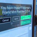 In China, lowly vending machines are transforming into smart storefronts