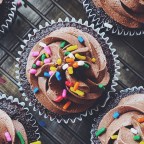 CHOCOLATE CUPCAKES