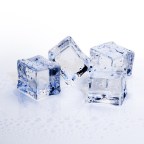 3 Benefits of using Ice Cubes for Your Skin