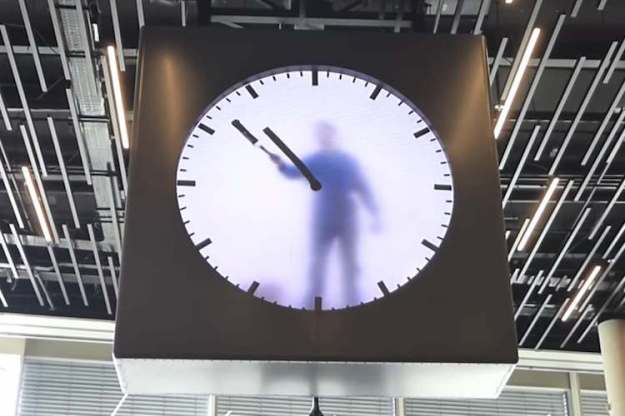 Schiphol Airport Amsterdam GIANT CLOCK dra martha castr mexico