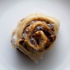 Pumpkin-Oat Cinnamon Rolls