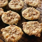 Vegan Apricot Oat Muffins