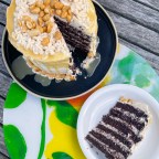 6-Layer Snickers Cake (vegan)